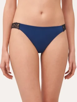 La Perla Tanga De Encaje En Azul Y Negro